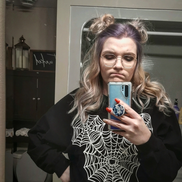 Meet your Posher, Jessica - Picture 4 of 4